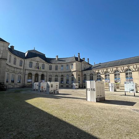 La Cour du Prince: Cozy Ground Floor with Terrace Near Station Verdun-sur-Meuse Exterior photo